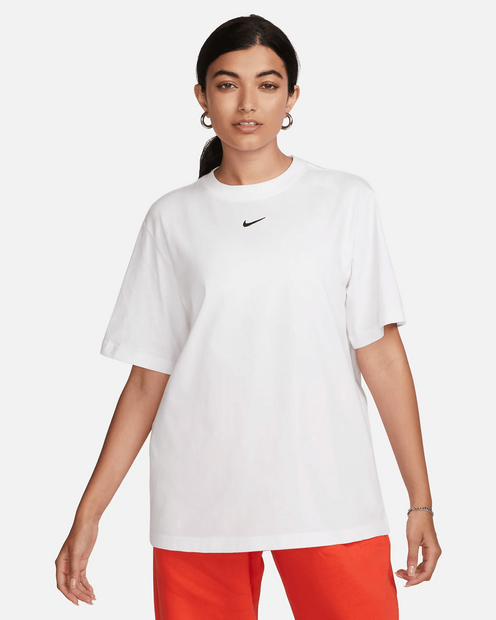 Nike Sportswear Essential