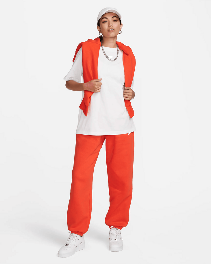 Nike Sportswear Essential