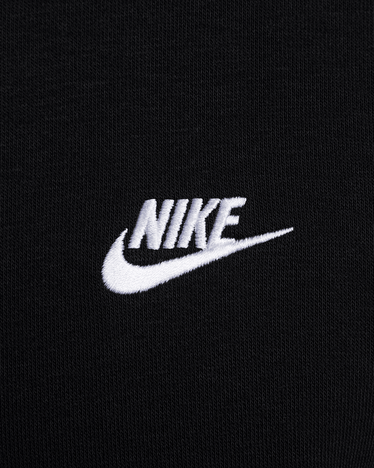 Nike Sportswear Club